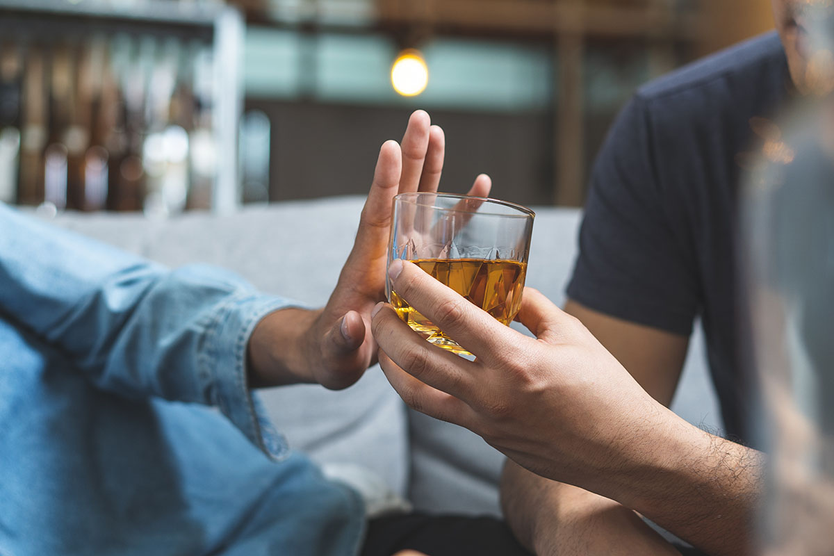 5 Ways to Manage Alcohol Cravings