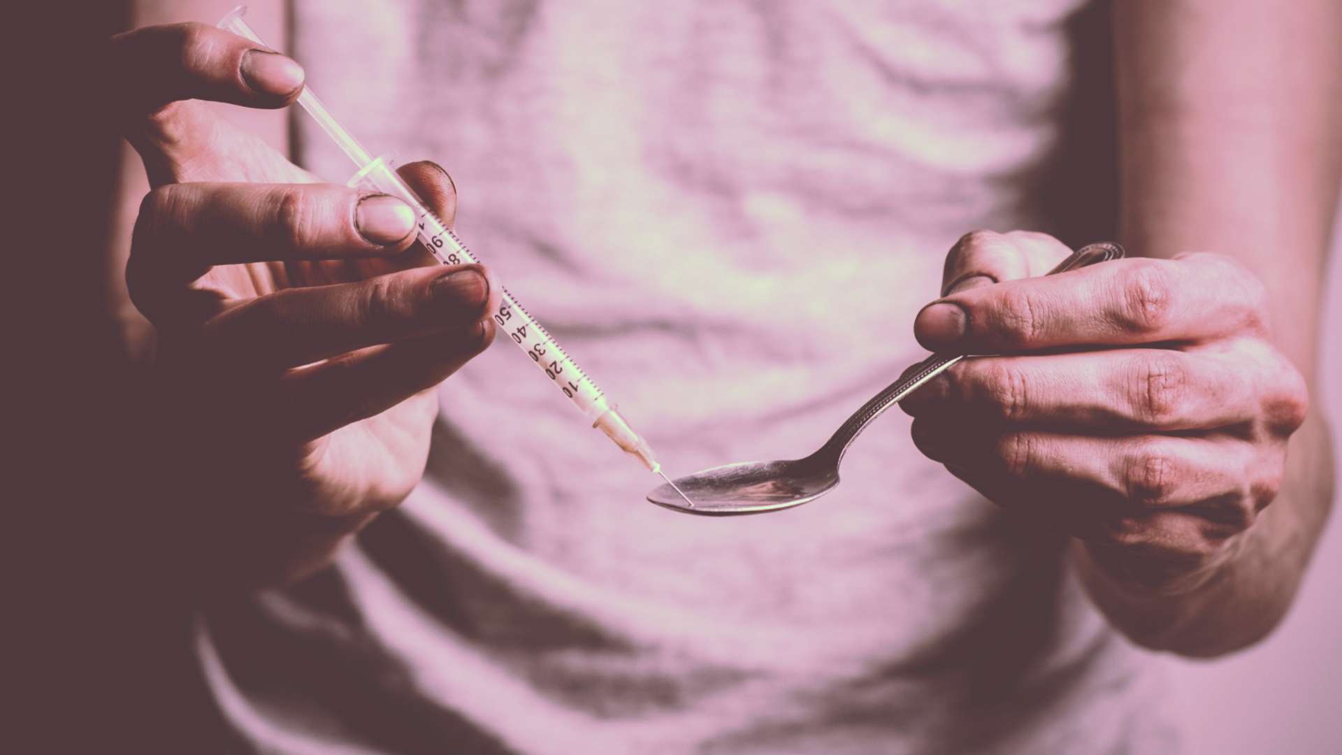 What Happens when You Use Heroin: Risks and Effects